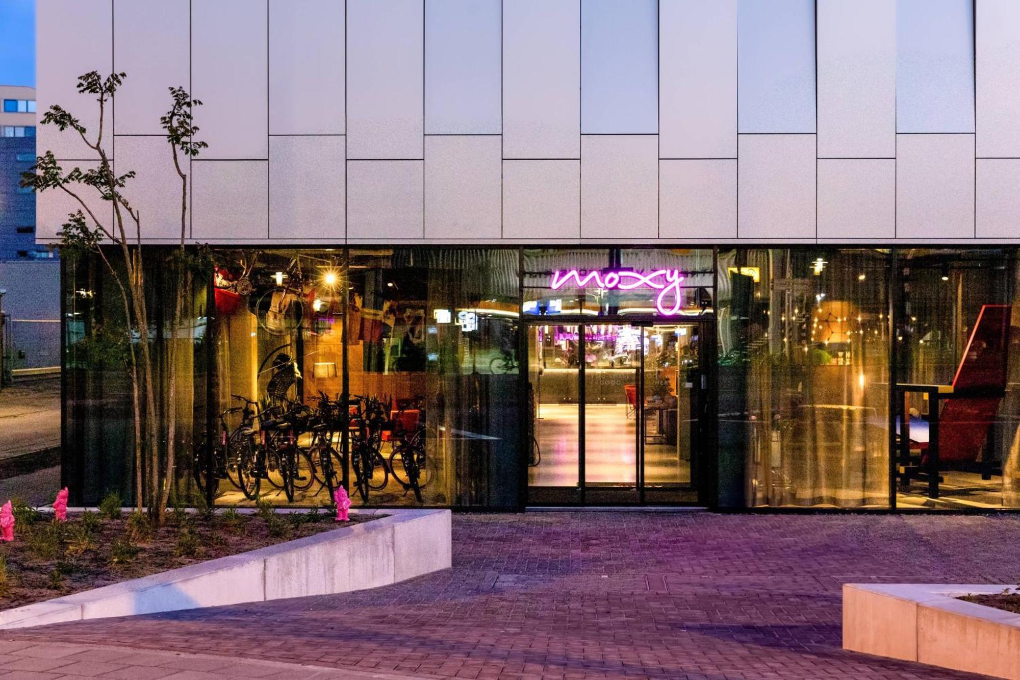 Moxy Utrecht Hotel Екстериор снимка