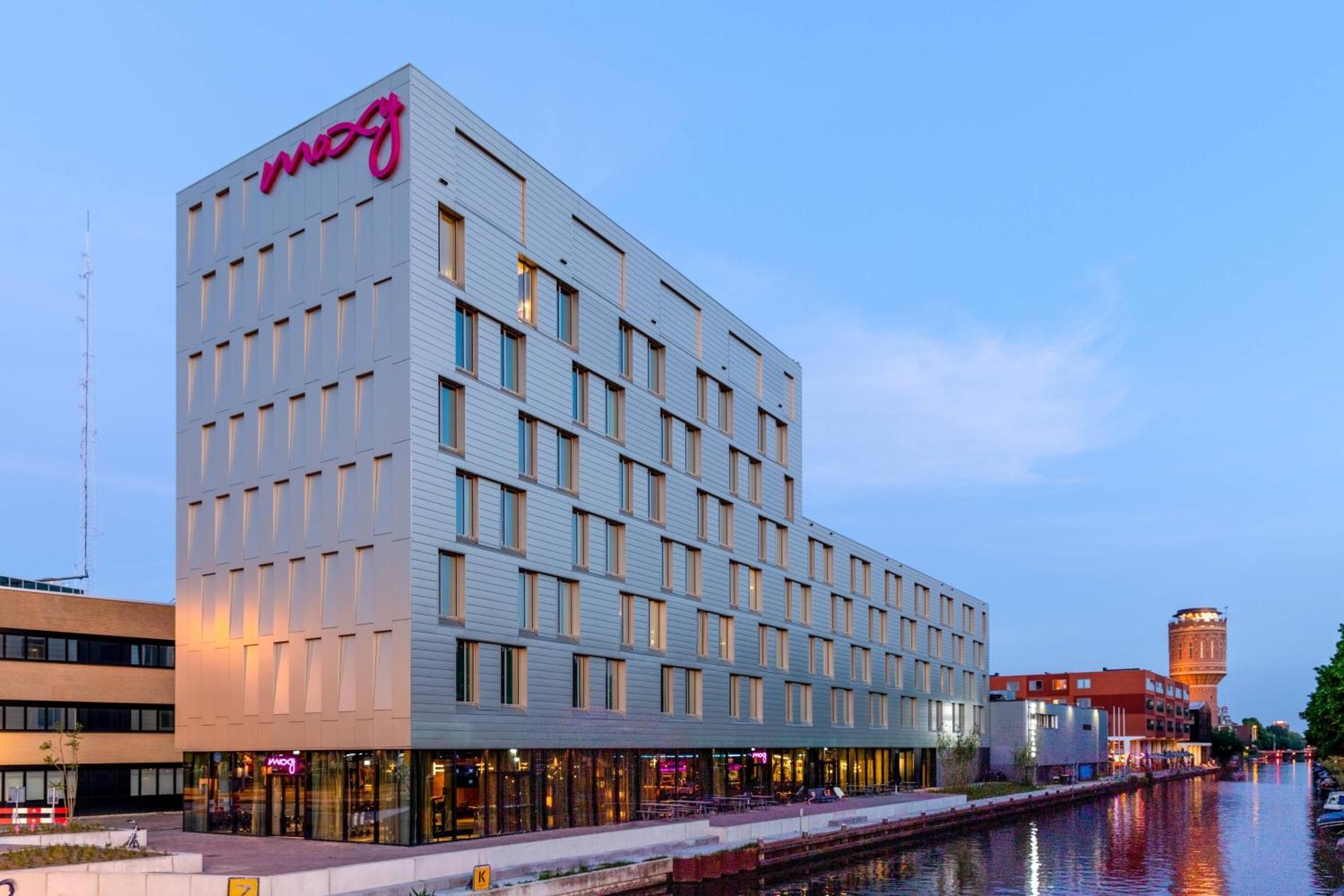 Moxy Utrecht Hotel Екстериор снимка