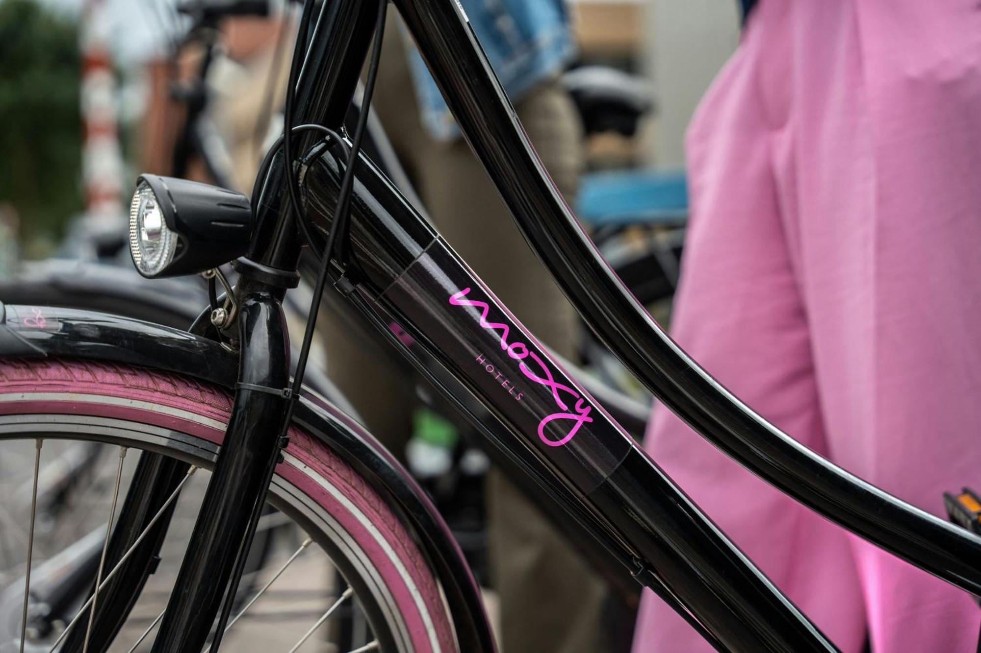 Moxy Utrecht Hotel Екстериор снимка