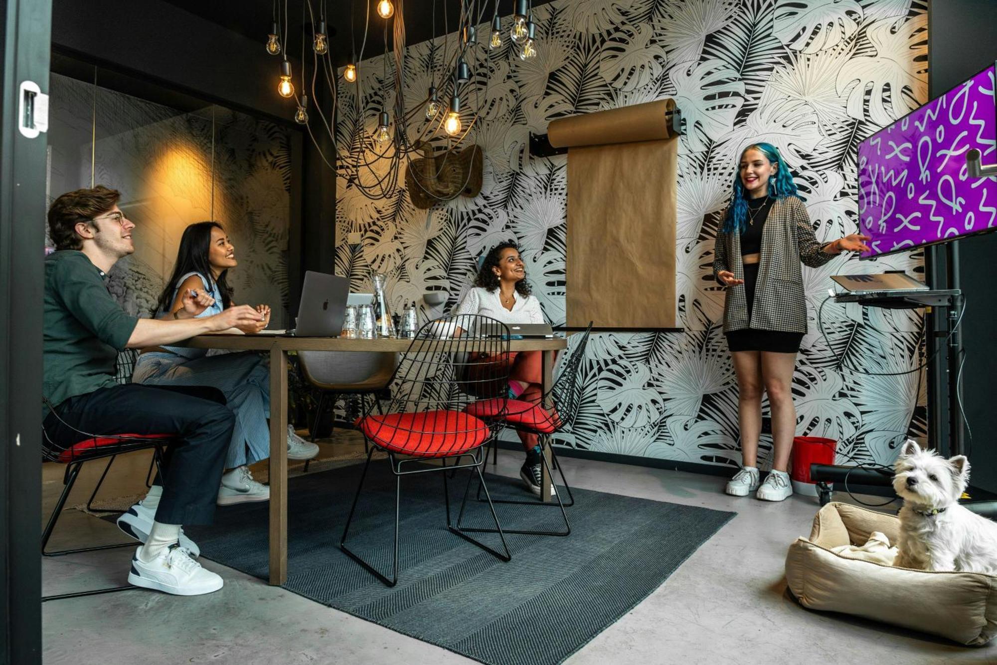 Moxy Utrecht Hotel Екстериор снимка